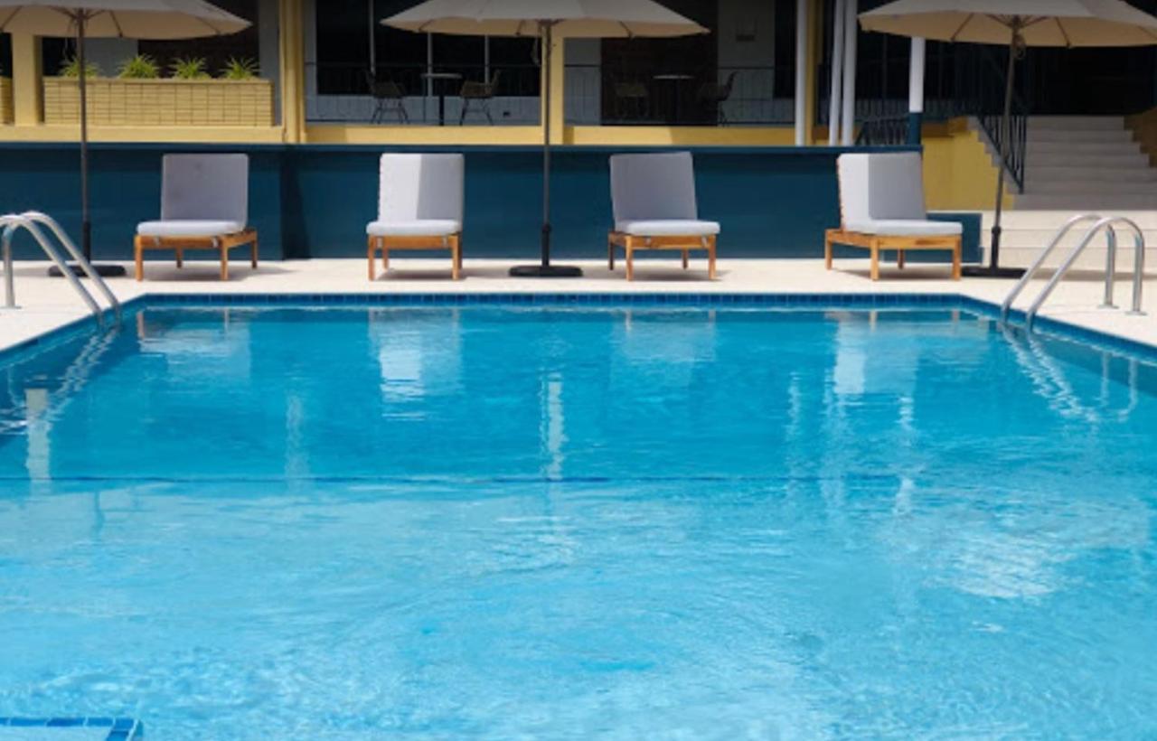 Cara Hotels Trinidad Claxton Bay Bagian luar foto
