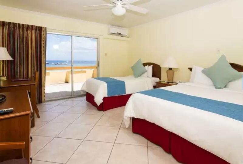 Cara Hotels Trinidad Claxton Bay Bagian luar foto